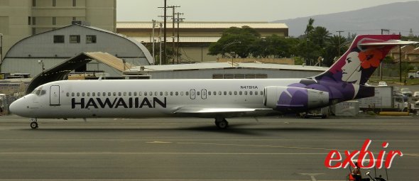 Günstige Inselhüpfer auf Hawaii mit Hawaiin Airlines und der Boeing 717-200. Foto: Christian Maskos