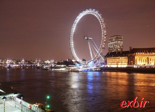 Abendstimmung an der Themse mit London Eye. Foto: Christian Maskos