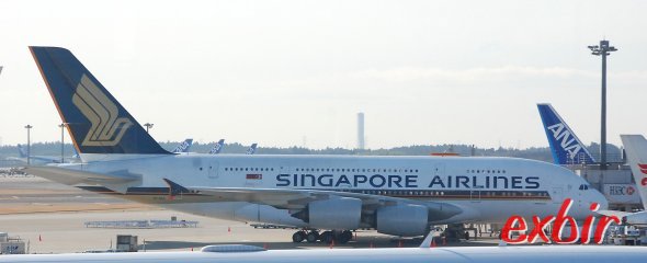 Ein A 380 von Singapore airlines in Narita. Foto: Christian Maskos