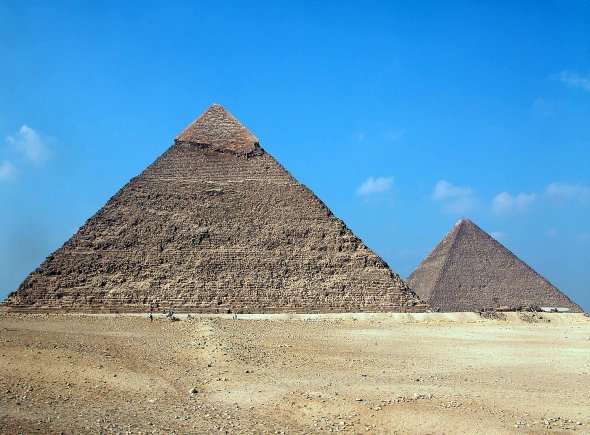 Pyramiden von Gizeh, das älteste Weltwunder auf Erden