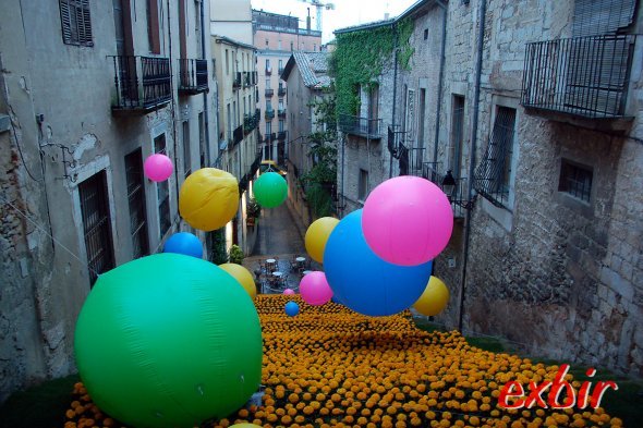 Jetzt günstig zum Blumenzauber nach Girona fliegen. Foto: Christian Maskos