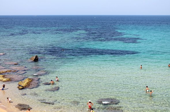 Die ionische See in Gallipoli in Apulien - nicht weit von eurem Ferienappartment entfernt und bequem mit dem Mietwagen erreichbar.