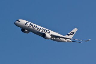 Der Finnair Airbus A350 OH-LWF während der Helsinki Kaivopuisto Airshow 2017