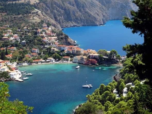 Blick auf Assos, Peloponnese Western Greece and the Ionian Islands