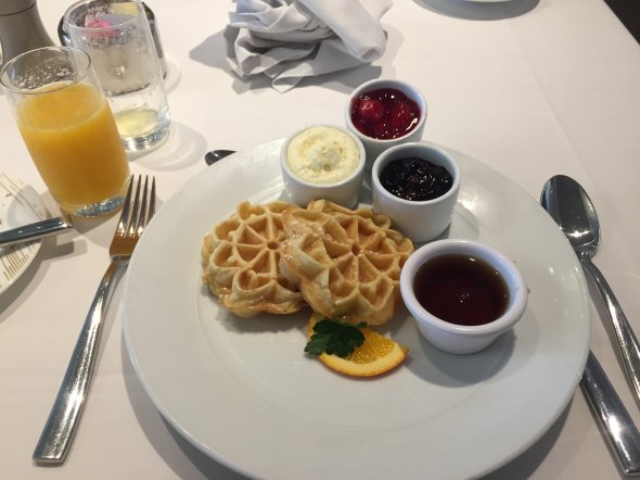 Auch das Frühstück im inkludierten a-la-carte Restaurant der 'Celebrity Edge' von Celebrity Cruises war qualitativ das hochwertigste, was ich auf 23 verschiedenen Schiffen geniessen konnte.