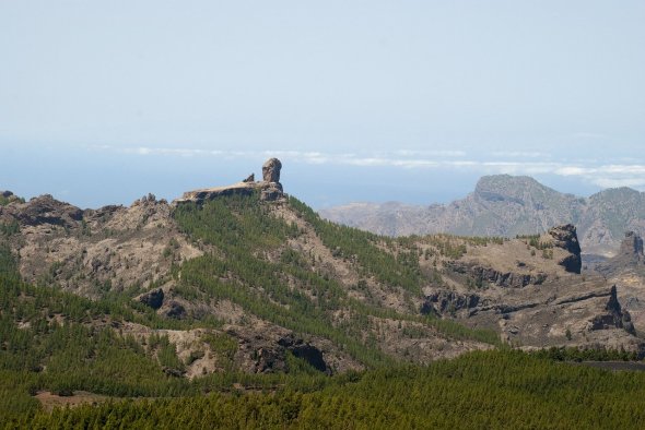 Früher verehrten die Altkanarier den Roque Nublo. Sie sahen den Basaltfelsen als perfekten Ort, an dem sie dem Sonnengott Opfer darboten. Bis heute geht von der mystischen Stätte eine ungebrochene Faszination aus.